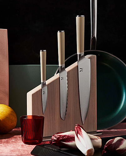 Material Kitchen: Elevating My Culinary Journey – A Knife Set Review