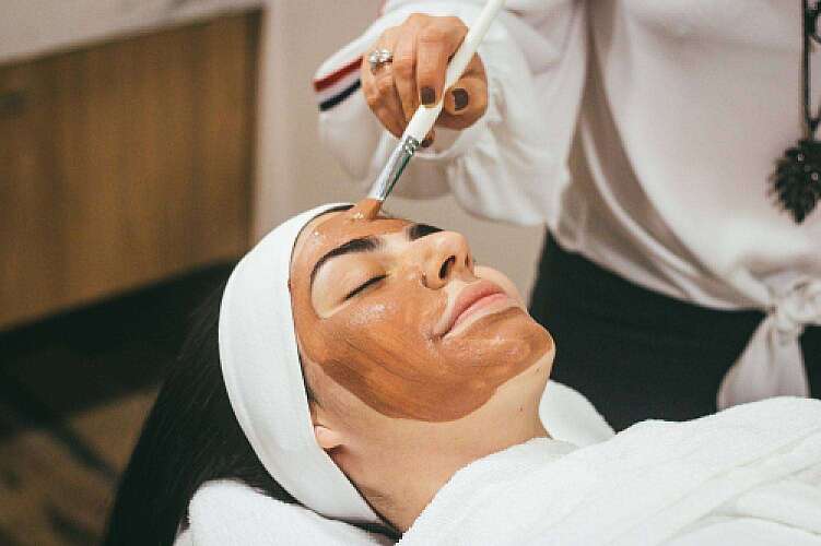 DIY Face Masks: Homemade Recipes for Radiant Skin